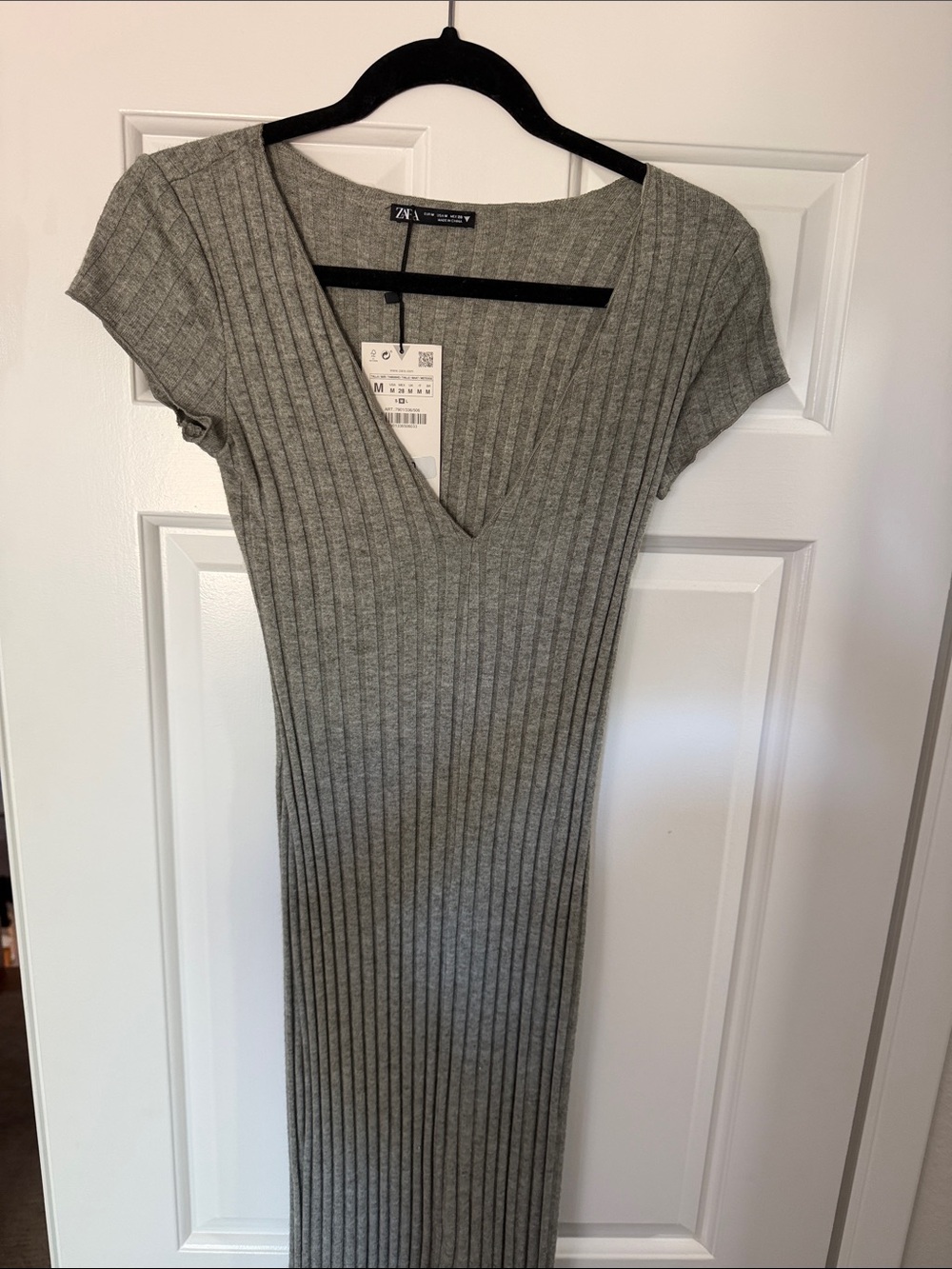Zara Ribbed V-Neck Midi Dress in Light Gray
